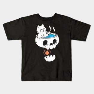 Cat and Skull (Bathing) Kids T-Shirt